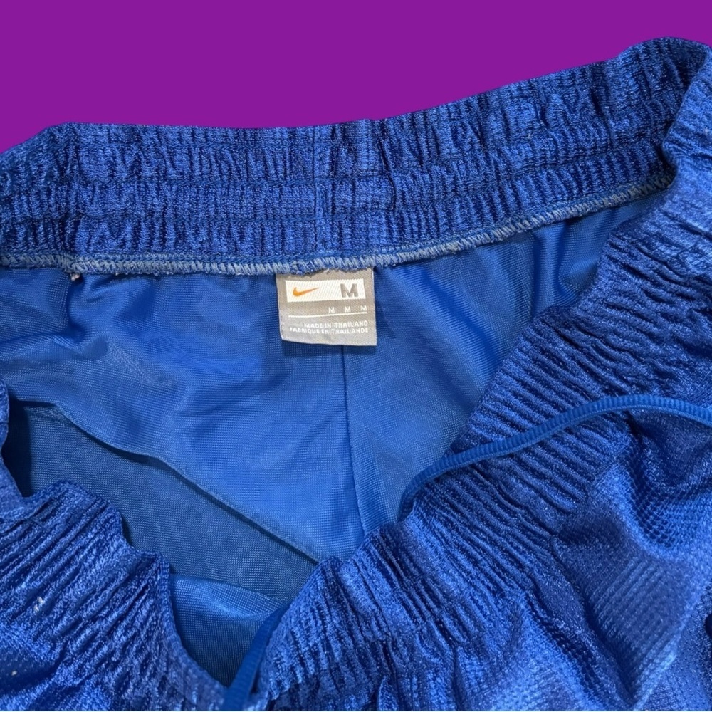 Y2K Distressed Nike Mesh Shorts - Picture 4 of 4